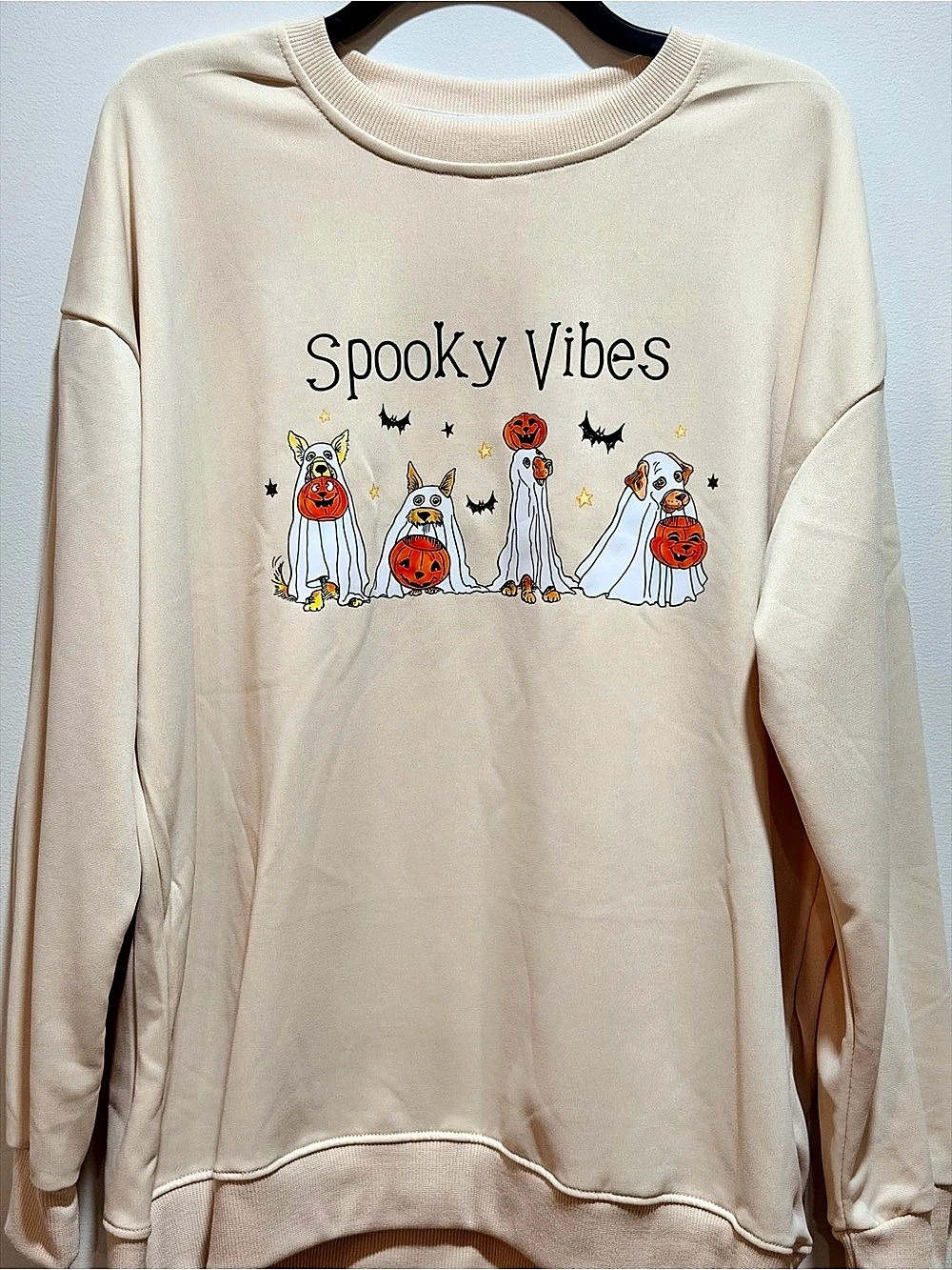NWOT ~ Spooky Vibes Graphic Sweatshirt Size XL ~ Light Beige